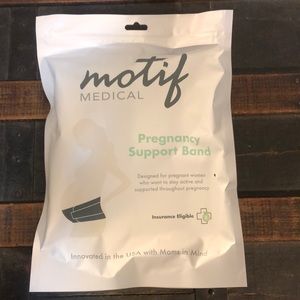 Motif Medical Pregnancy Support Band white medium